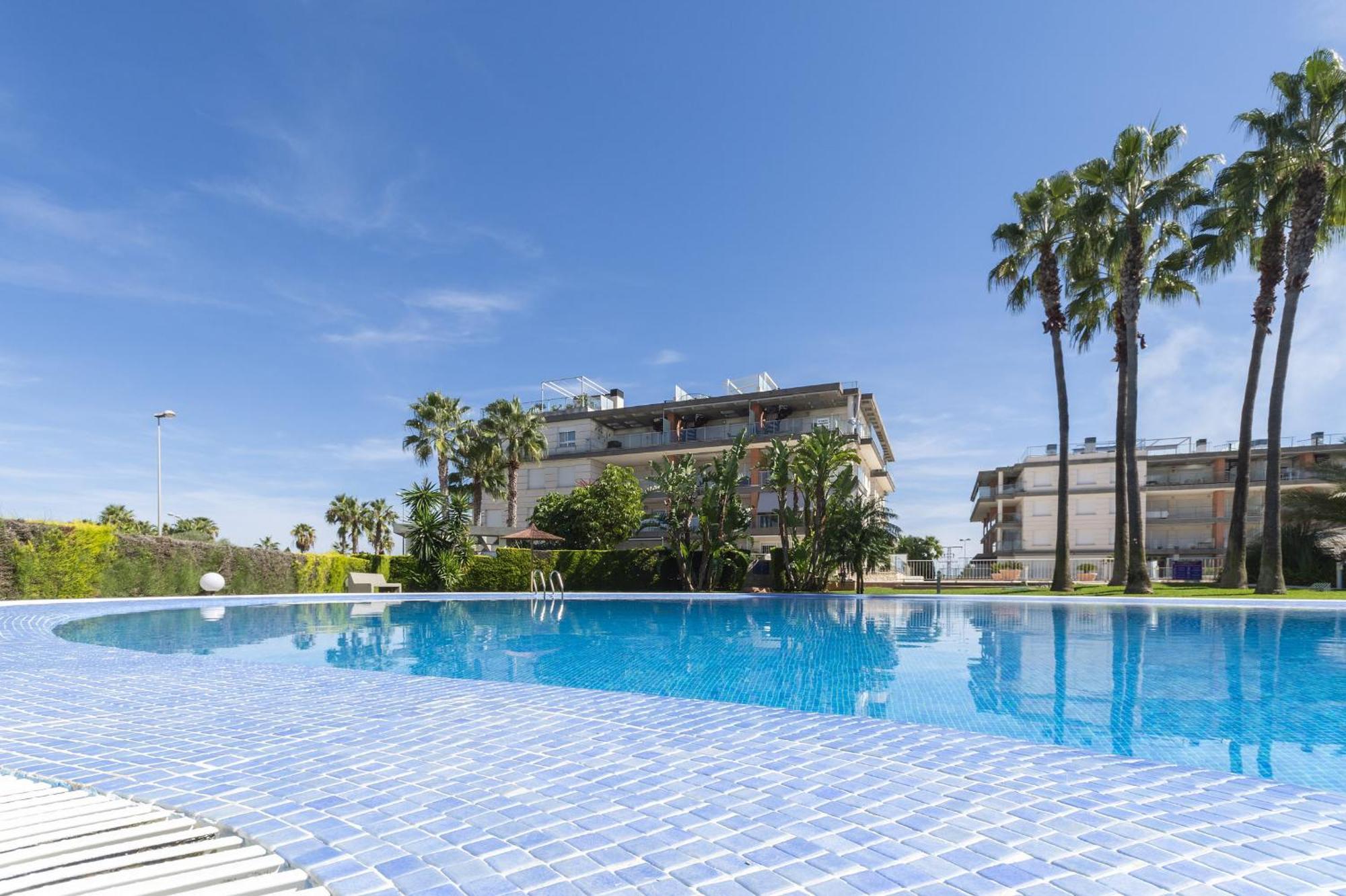 Esplendor Apartment Les Deveses Luaran gambar