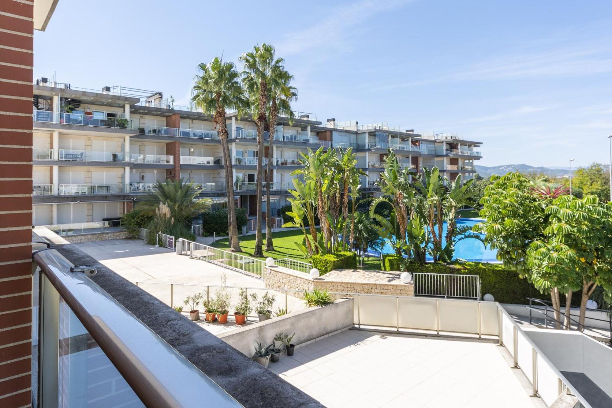 Esplendor Apartment Les Deveses Luaran gambar