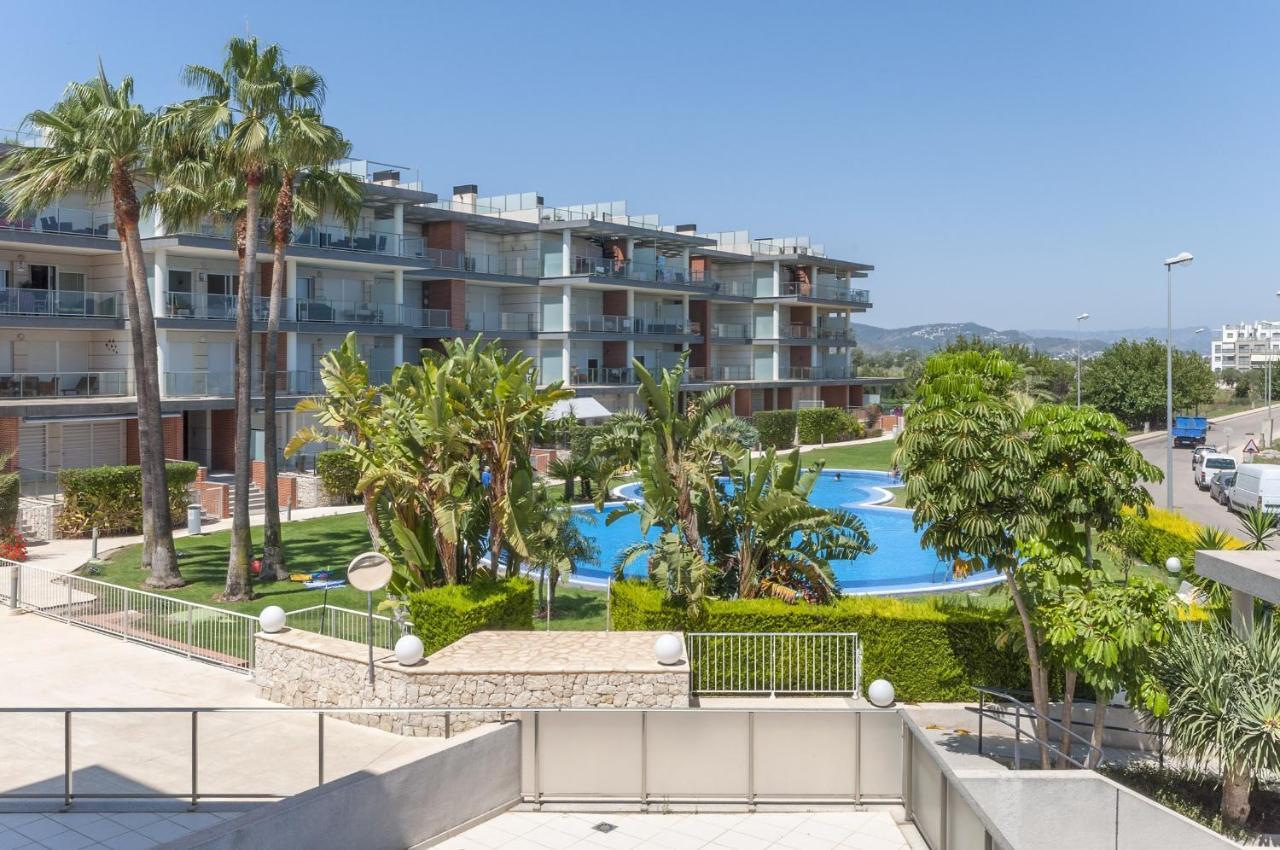 Esplendor Apartment Les Deveses Luaran gambar